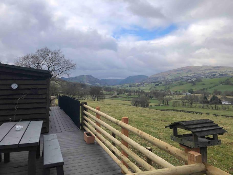 فيلا The Retreat Llanrhaeadr-ym-Mochnant المظهر الخارجي الصورة